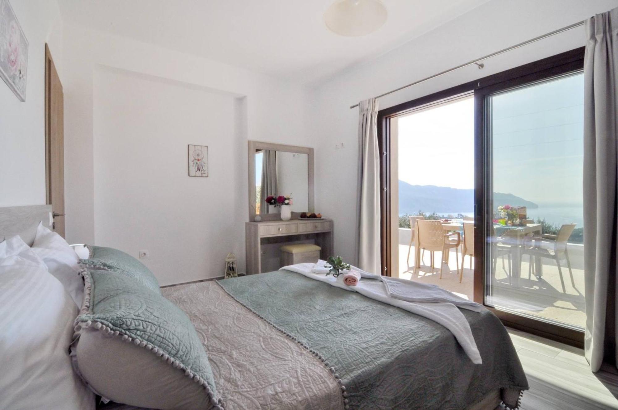 Lefkimmiatis Corfu Villa